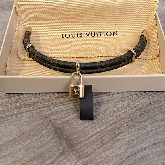Authentic Louis Vuitton “KEEP IT TWICE BRACLET”!  Like-New Excellent Condition! - Picture 1 of 6